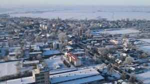 Zimowy Nowy Staw z lotu ptaka - grudzień 2023