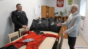 Pomorskie OSP - nowy sprzęt trafił do druhów ze Stogów. Wideo i zdjęcia