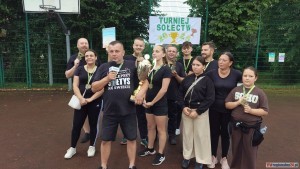 Sołectwo Lubstowo triumfuje w jubileuszowym V Turnieju Sołectw w Nowym Stawie. Wideo i zdjęcia