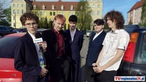 Matura z matematyki. Uczniowie Technikum nr 3 w Malborku zmierzyli się z ?królową nauk?. Wideo i zdjęcia
