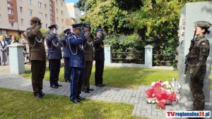 87. lat od sowieckiej agresji na Polskę. W Malborku oddano hołd ofiarom totalitaryzmu. Wideo i zdjęcia
