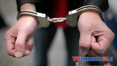 23-LATEK ZATRZYMANY ZA KRADZIEŻ 5 KG BATONIKÓW W JEDNYM ZE SKLEPÓW W DZIERZGONIU – 27.01.2015