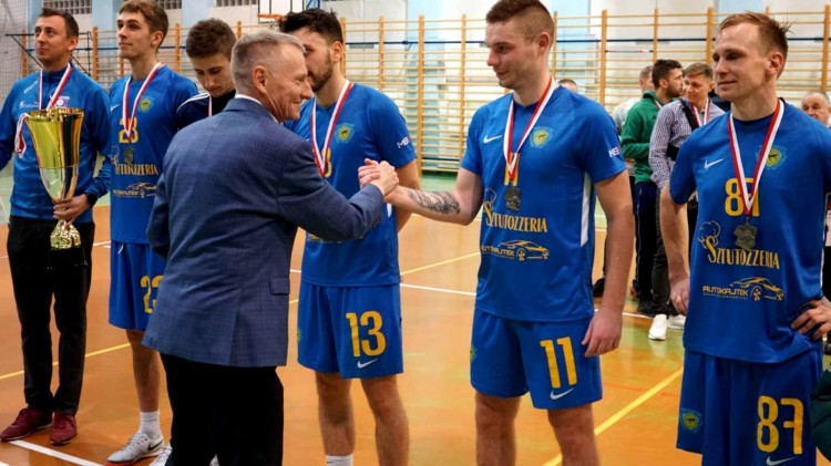 Żuławska Halowa Liga Piłki Nożnej – Hemako Sztutowo najlepsi.