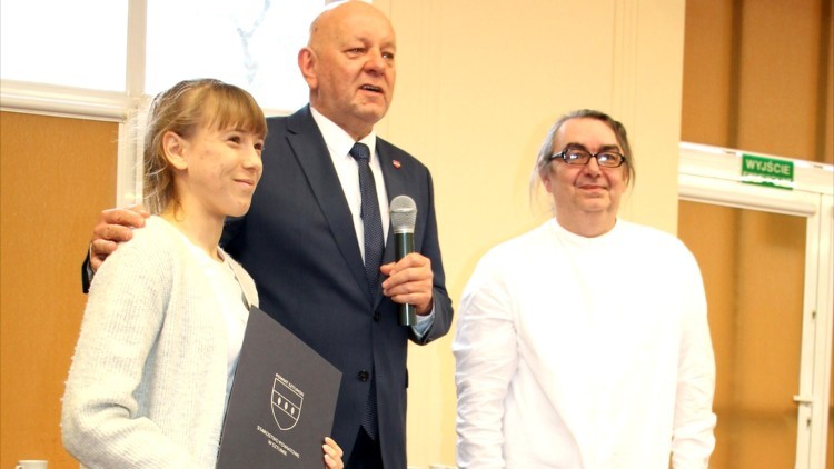Sztum. Wręczono stypendia kulturalne i sportowe.