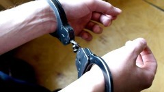 Powiat sztumski. Policjanci zatrzymali trzy osoby za posiadanie narkotyków, w tym nieletniego.