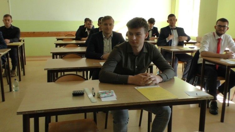 Malbork. Matura 2023 – dzisiaj uczniowie zdawali egzamin z matematyki. Wideo