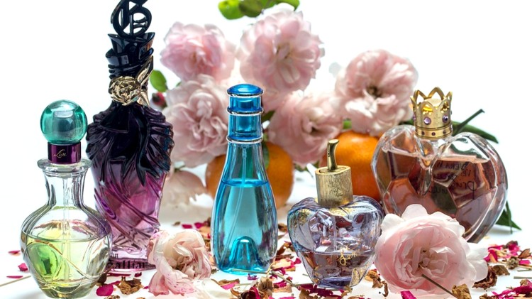 Malbork. Ukradł perfumy o wartości prawie 3,5 tys. zł – grozi mu do 5 lat więzienia.