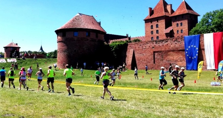 Malbork. W niedzielę Bieg i Marsz Nordic Walking wałami von Plauena.