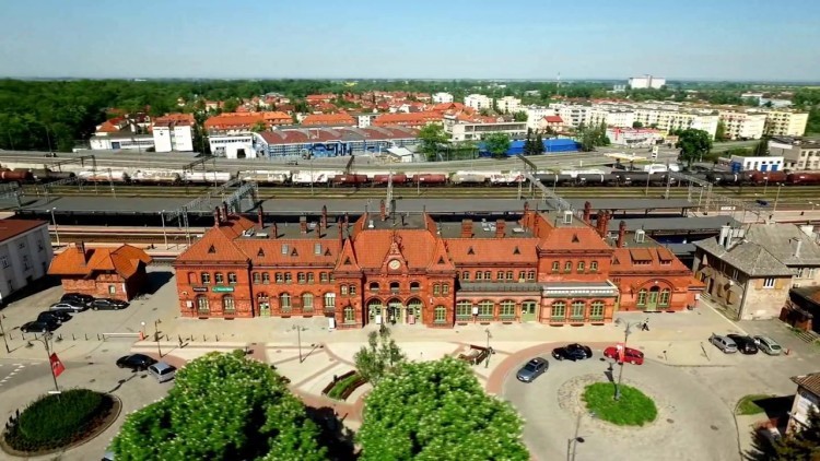 Jesienne kolejowe nowości. Dodatkowe pociągi m.in. na linii PKM i do Malborka.