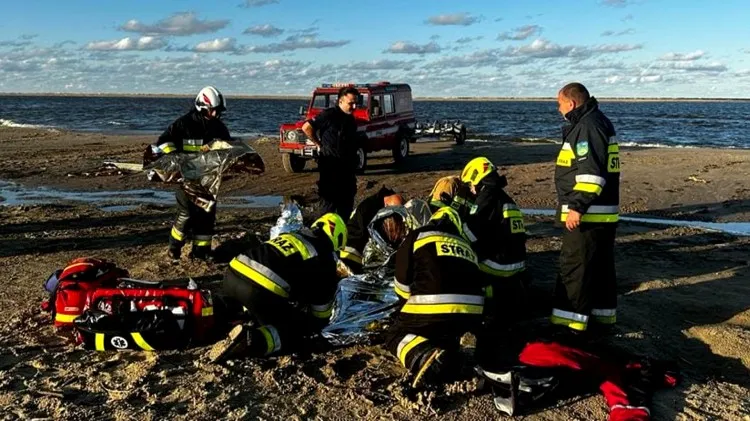 7 osób wpadło do Zatoki Gdańskiej po zatonięciu łodzi – dramatyczna&#8230;