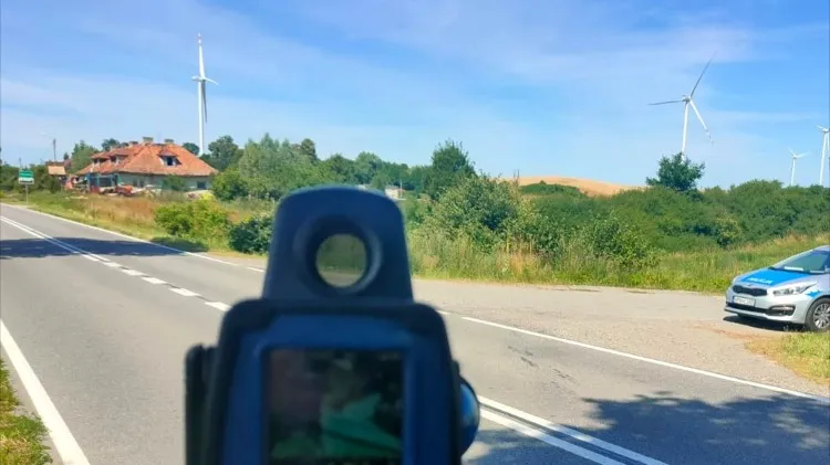 Powiat sztumski. 106 km/h w terenie zabudowanym – kierowca stracił&#8230;