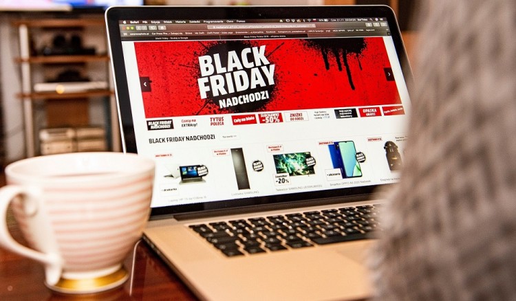 Nastroje przed Black Friday: Polacy oczekują większych rabatów niż…