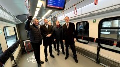 Na pomorskie tory wyjechały pierwsze dwa nowe elektryczne pociągi Impuls.