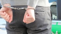Jechał samochodem bez prawa jazdy, bez badań technicznych i obowiązkowego wyposażenia.