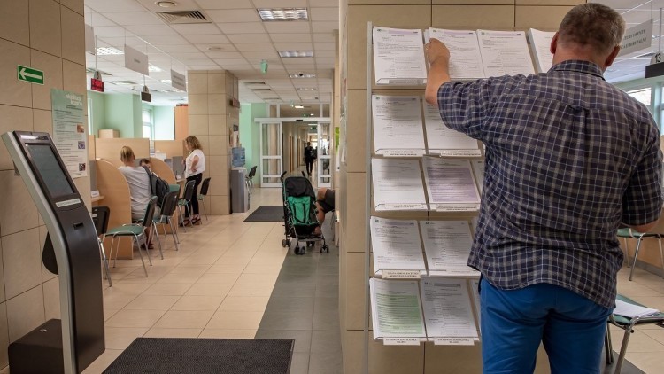 Eksperci alarmują. Wciąż tysiące jednoosobowych firm znikają z rynku. Rząd musi się nad tym pochylić