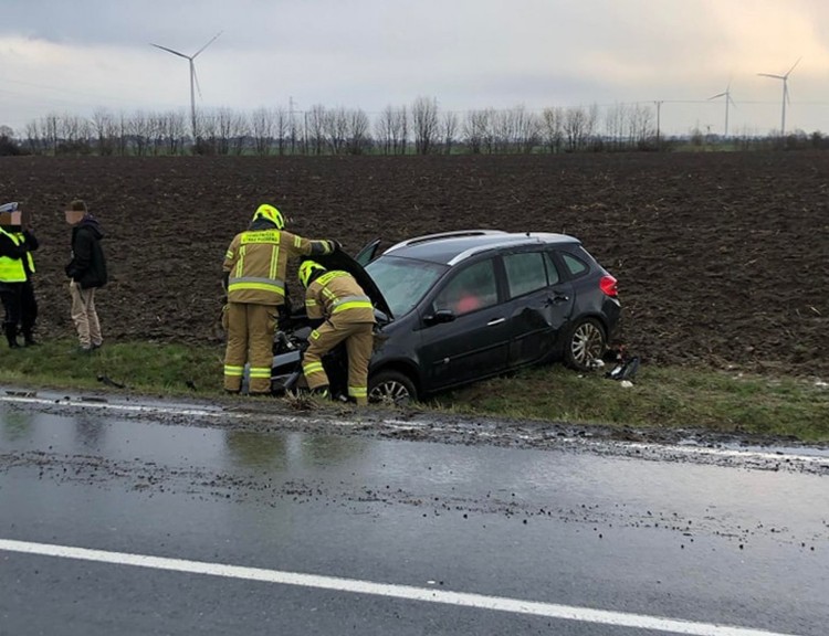 Kolizje drogowe oraz pożary traw, pustostanów i kuchni – raport malborskich służb mundurowych.
