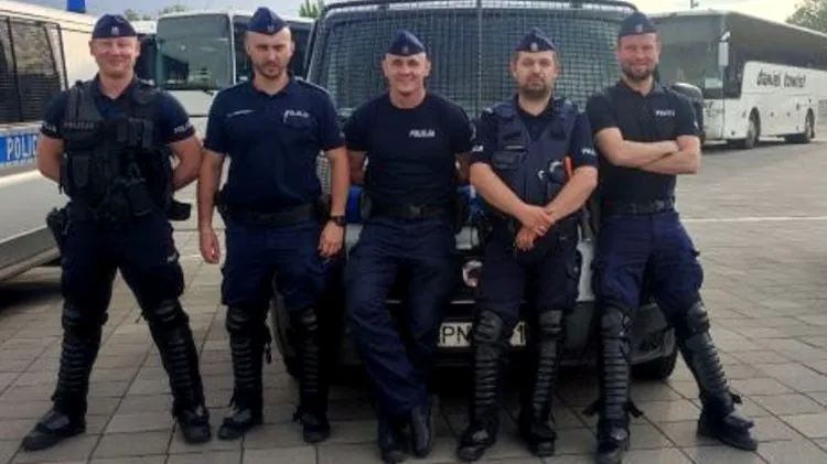 Sztum. Policjanci pomogli nieprzytomnej kobiecie.