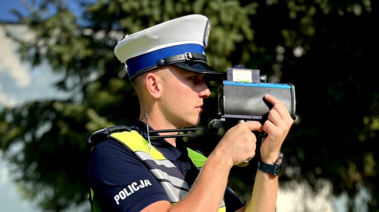 Powiat malborski. Jechał ponad 100 km/h w terenie zabudowanym.