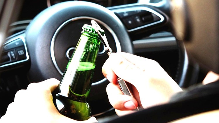 Malbork. Jazda na podwójnym gazie – młody kierowca miał prawie promil alkoholu w organizmie.