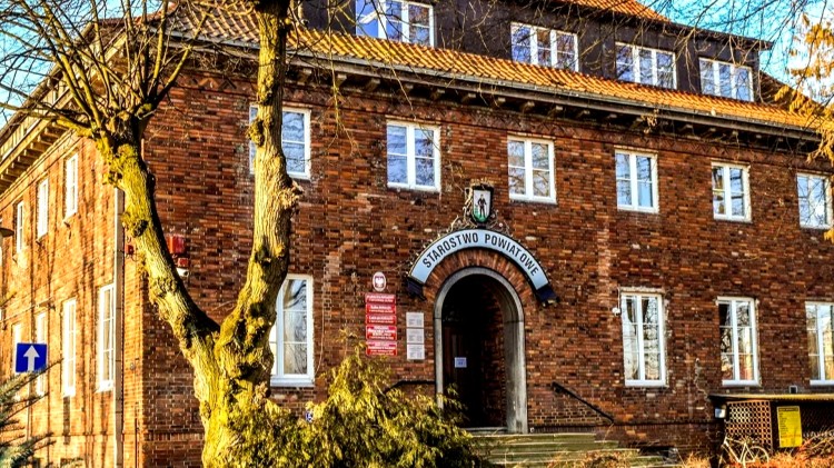Nowy Dwór Gdański. Remont Wydziału Komunikacji – będą chwilowe utrudnienia.