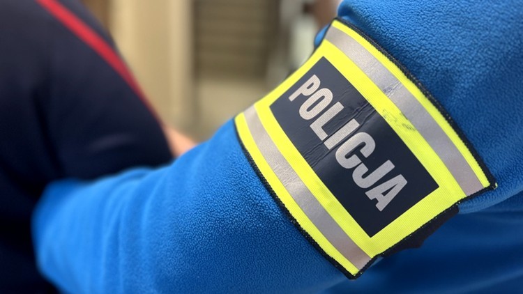 Malbork. Ukradł kartę płatniczą i płacił nią za zakupy – grozi mu do 10. lat więzienia.