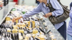 Niepokojące doniesienia ze sklepów. Ceny wciąż rosną. Obecnie jest o ponad 5 proc. drożej niż w ub.r.