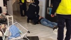 39-LATEK ZATRZYMANY ZA CZYNNĄ NAPAŚĆ NA POLICJANTA W MALBORKU