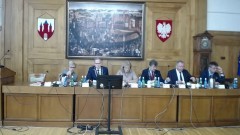 Czy zmienią się zasady nabywania, zbywania i obciążania nieruchomości?  IX sesja Rady Miasta Malborka - oglądaj dziś na żywo.