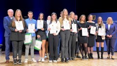 Stypendia marszałka za prawie milion złotych. Wśród ponad 300 najzdolniejszych, uczniowie z naszego regionu.