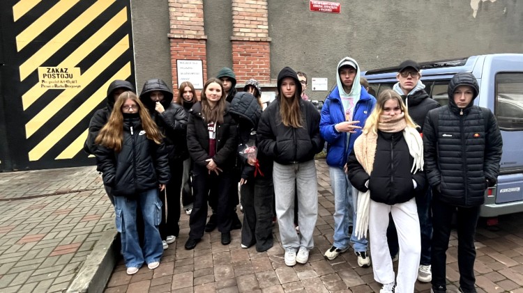 Malbork. Uczniowie ZST z wizytą w Zakładzie Karnym.