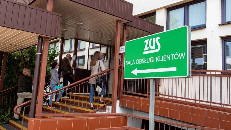 ZUS odrzuca ponad 37 proc. wniosków o przyznanie renty z tytułu niezdolności do pracy