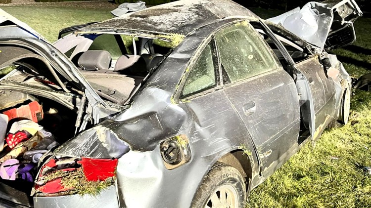 Groźnie, ale bez ofiar – wypadek na DK55 w Dębinie.
