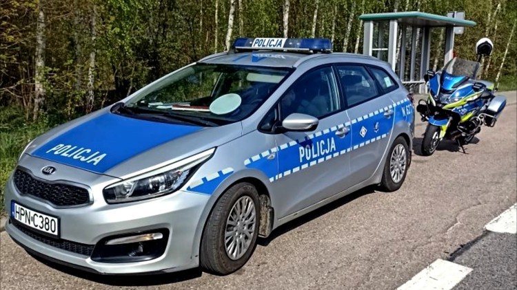 Czterech nieodpowiedzialnych kierowców podczas świąt – policja podsumowała weekend.