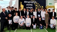 Oscarowa gala zamiast szkolnego apelu – wyjątkowe pożegnanie absolwentów Technikum nr 3 w Malborku.