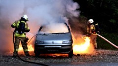 Pożary samochodów, ulatniający się gaz i kokon os – tygodniowy raport malborskich służb mundurowych.
