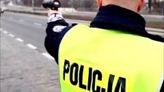 134 km/h w terenie zabudowanym – zatrzymane prawo jazdy i wysoki mandat dla 34-latki.