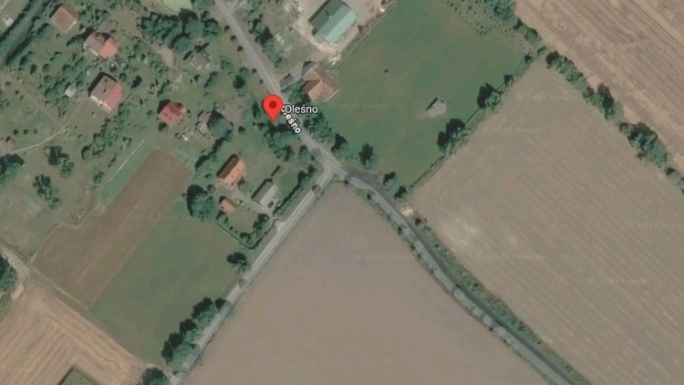 Dron nieznanego pochodzenia odnaleziony w Oleśnie gm. Gronowo Elbląskie.