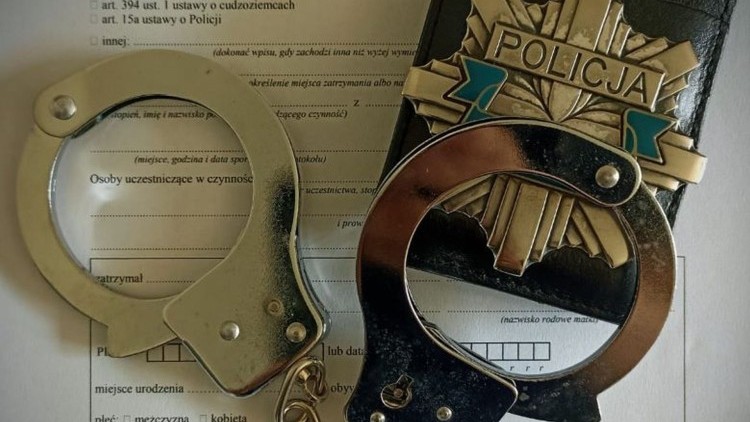 Policja zatrzymała dwóch kierowców pod wpływem narkotyków.