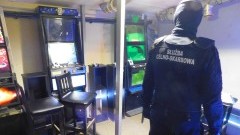 Funkcjonariusze KAS zlikwidowali dwa punkty nielegalnego hazardu.
