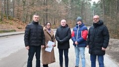 Zakończono budowę zatok parkingowych przy drodze powiatowej w Kątach Rybackich.