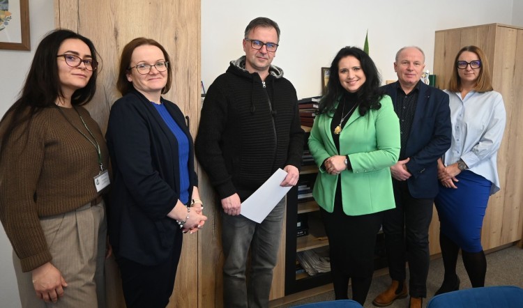 Powstanie dokumentacja projektowa hali sportowej przy Zespole Szkół w Nowym Dworze Gdańskim.