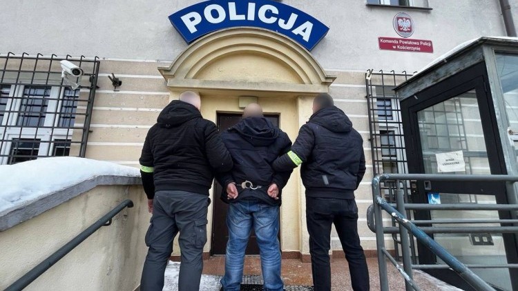 Kolejnych pięciu pseudokibiców zatrzymanych.