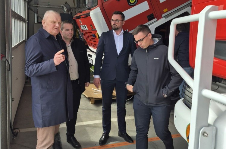 Gmina Miłoradz planuje rozbudowę remiz OSP w Miłoradzu i Kończewicach.
