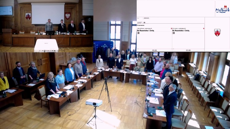 Uczcili minutą ciszy pamięć tragicznie zmarłego Łukasza Litewki.  XXIX sesja Rady Miasta Malborka - 29.04.2026