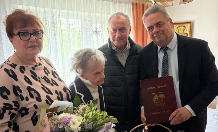 Pani Władysława Lipiec świętowała 100. urodziny. Wyjątkowy jubileusz mieszkanki gminy Stare Pole.