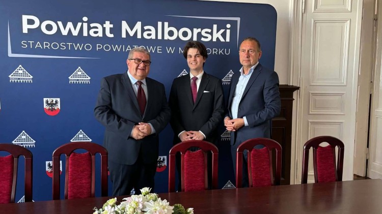 Powiat Malborski wspiera młodzież. Projekt „onBoard” z Honorowym Patronatem Starosty.