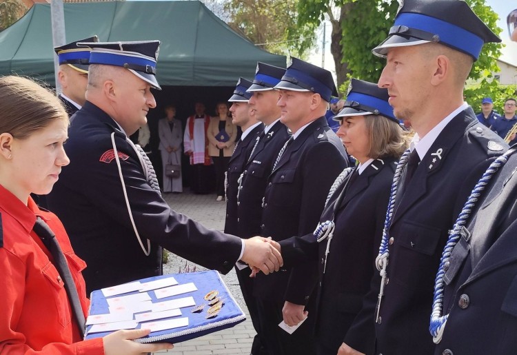 Powiatowe Obchody Dnia Strażaka w Jasnej. Jubileusz 80-lecia OSP i nowy…