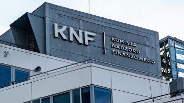KNF: Liczba zawiadomień o podejrzanych transakcjach na rynku kapitałowym…