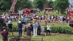 Piknik służb mundurowych w Nowym Dworze Gdańskim. Edukacja, zabawa i pokazy ratownicze