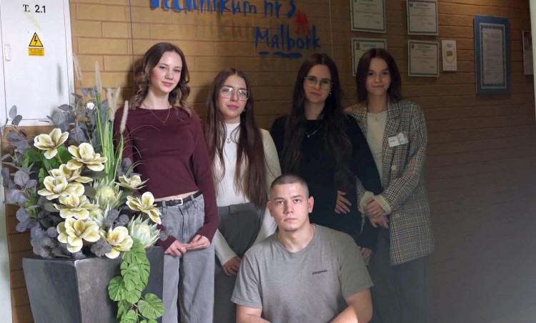 Technikum nr 3 w Malborku w „Złotej Setce” NBP. Ogólnopolski sukces uczniów klasy ekonomicznej